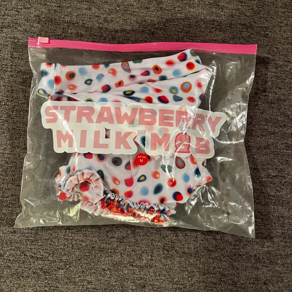 STRAWBERRY MILK MOB BIKINI (❗️never worn before❗️)